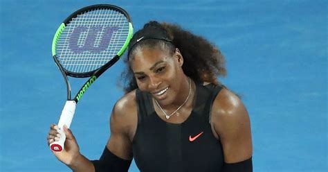 Serena Williams Flaunts Hot Body, Sexy Cleavage in。